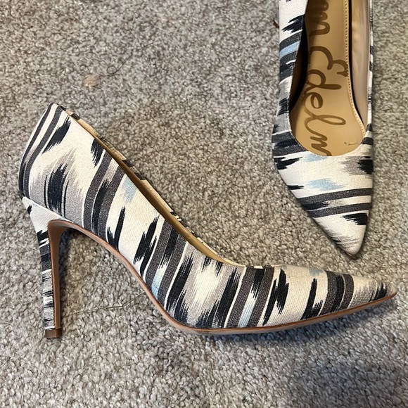 Multi colored heels - Picture 3 of 5